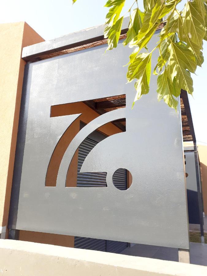 The Zen Point Detox Suites Marathopoli Ngoại thất bức ảnh